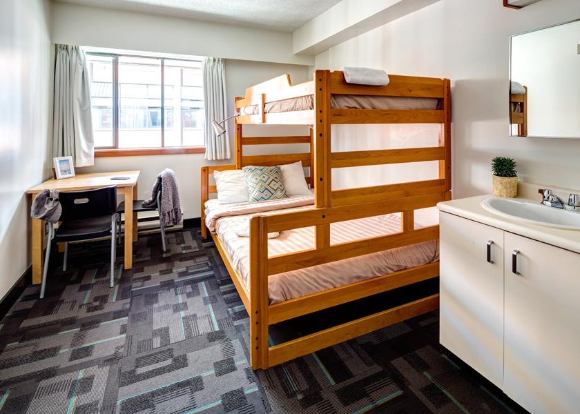 HI-Vancouver Downtown Hostel